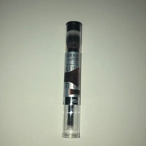 It cosmetics double sized airbrush brush